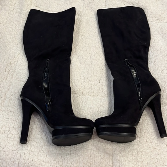 Jennifer Lopez boots - Picture 2 of 5